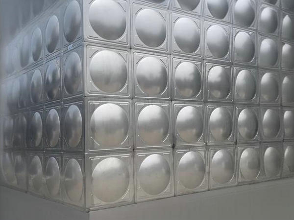 焦作不銹鋼保溫水箱的保溫材料不均勻會帶來哪些影響？